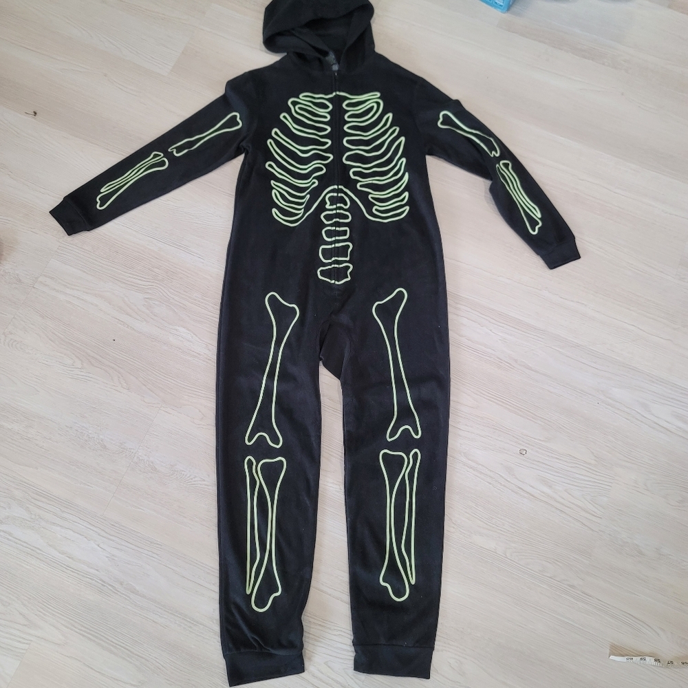 NWOT HYDE AND EEK! Fleece , Glow In The Dark Zip Up Onsie Size  XL Unisex